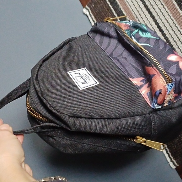 Herschel backpack - Picture 16 of 16